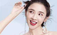 “美貌互吸！唐艺昕李小冉同被对方惊艳”