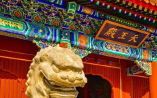 “零下30℃牛棚奇观：一开门宛如‘凌霄宝殿”